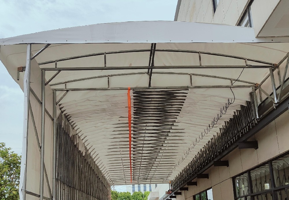 單邊立柱電動雨棚